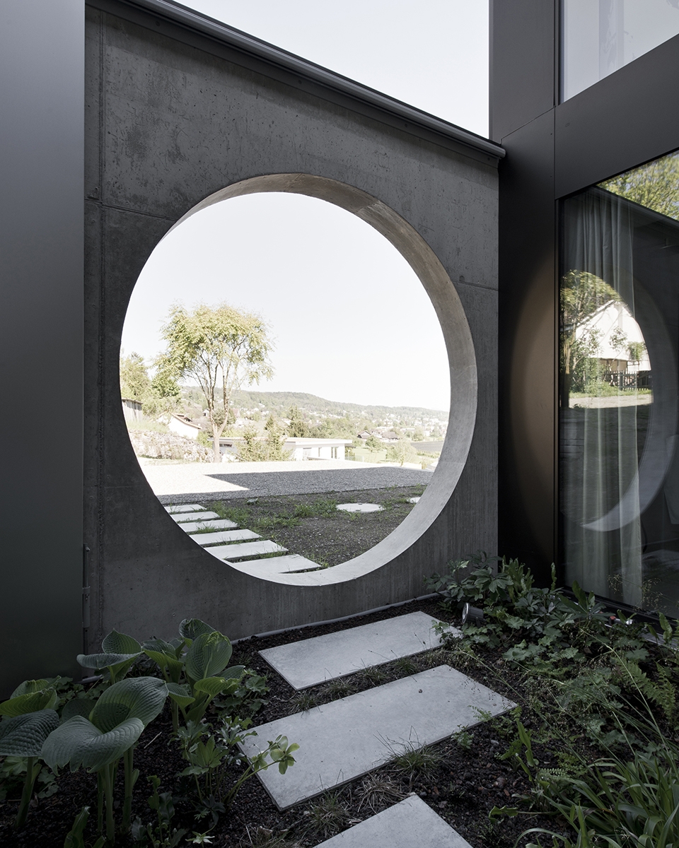 five patio houses by think architecture