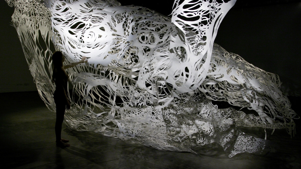 shiro 2018 paper cut sculpture by nahoko kojima