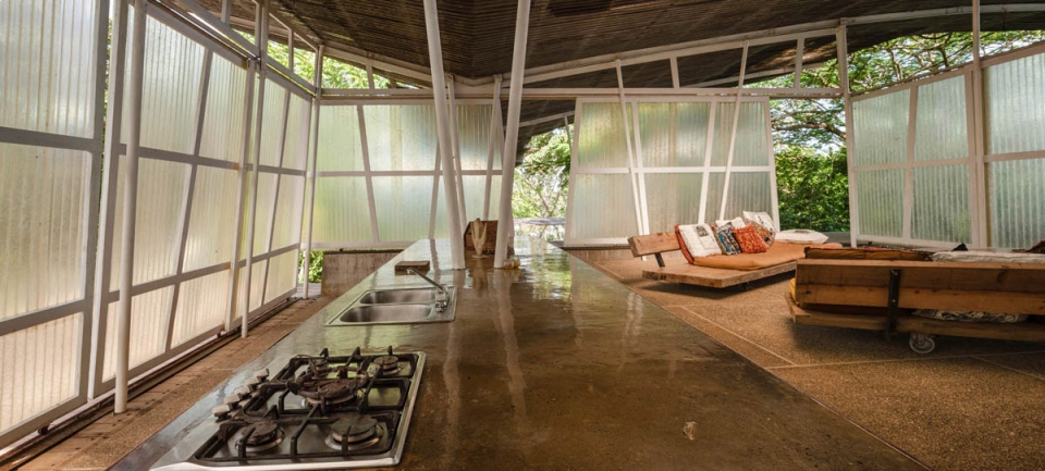 SaLo House by Patrick Dillon