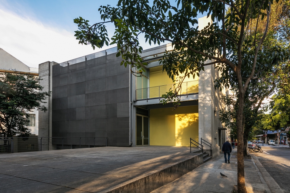 maria antonia university centre by una arquitetos