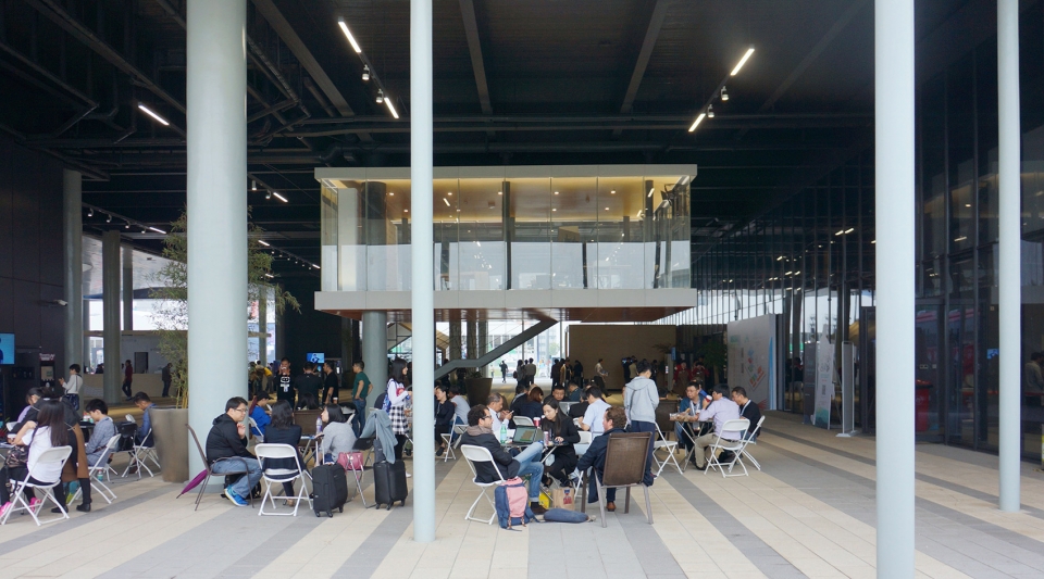 second stage of hangzhou cloud town exhibition center china by approach design