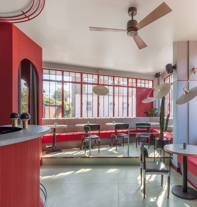 Piraña bar restaurant by Sella Concept