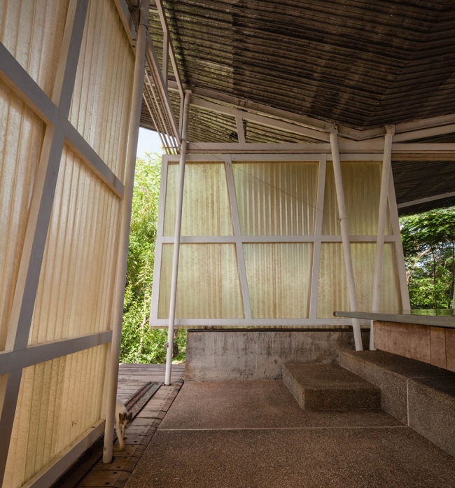 SaLo House by Patrick Dillon