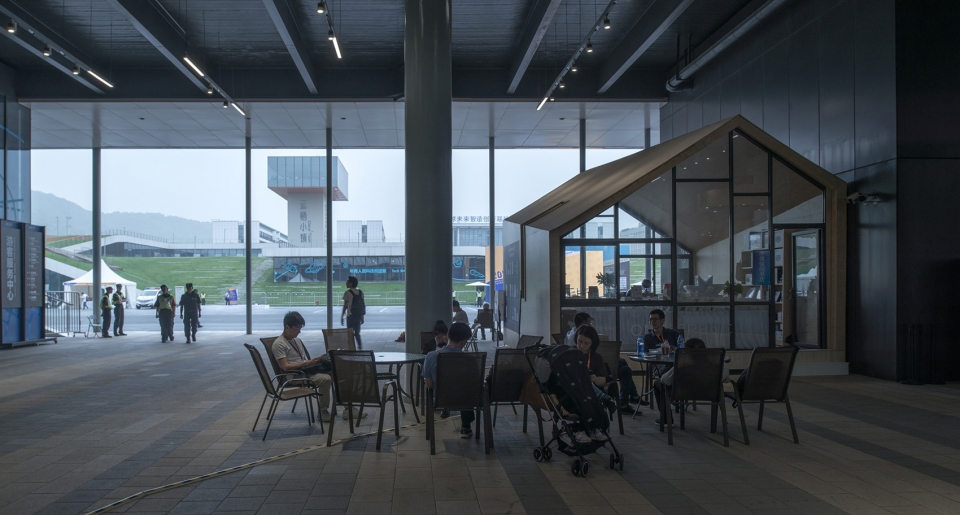 second stage of hangzhou cloud town exhibition center china by approach design