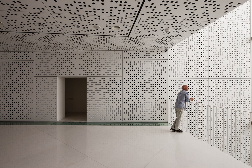 fine arts museum in badajoz by estudio arquitectura hago