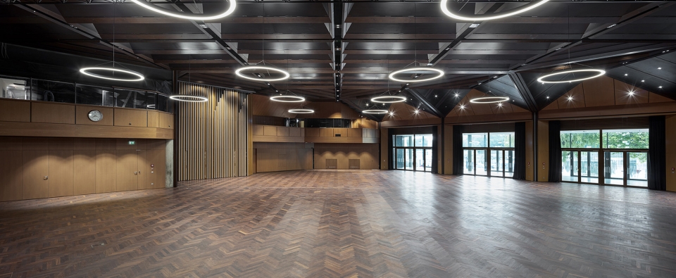 Reconstruction and Extension Inselhalle Lindau by Auer Weber