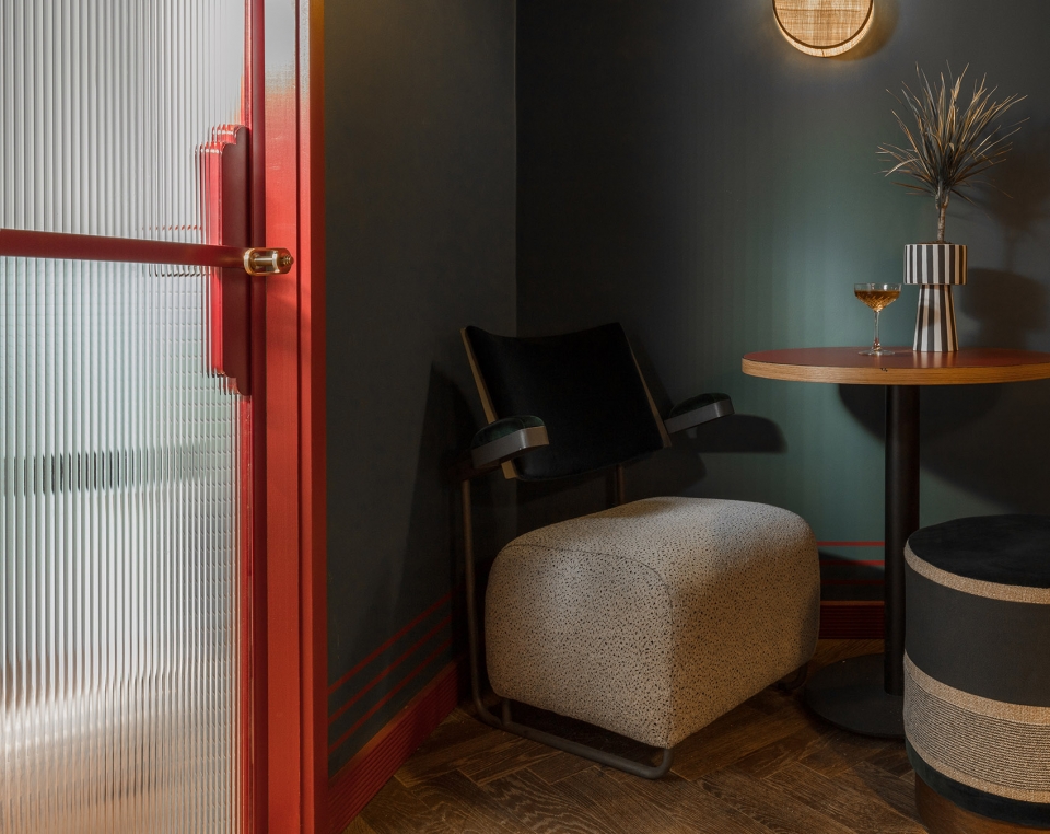 Piraña bar restaurant by Sella Concept