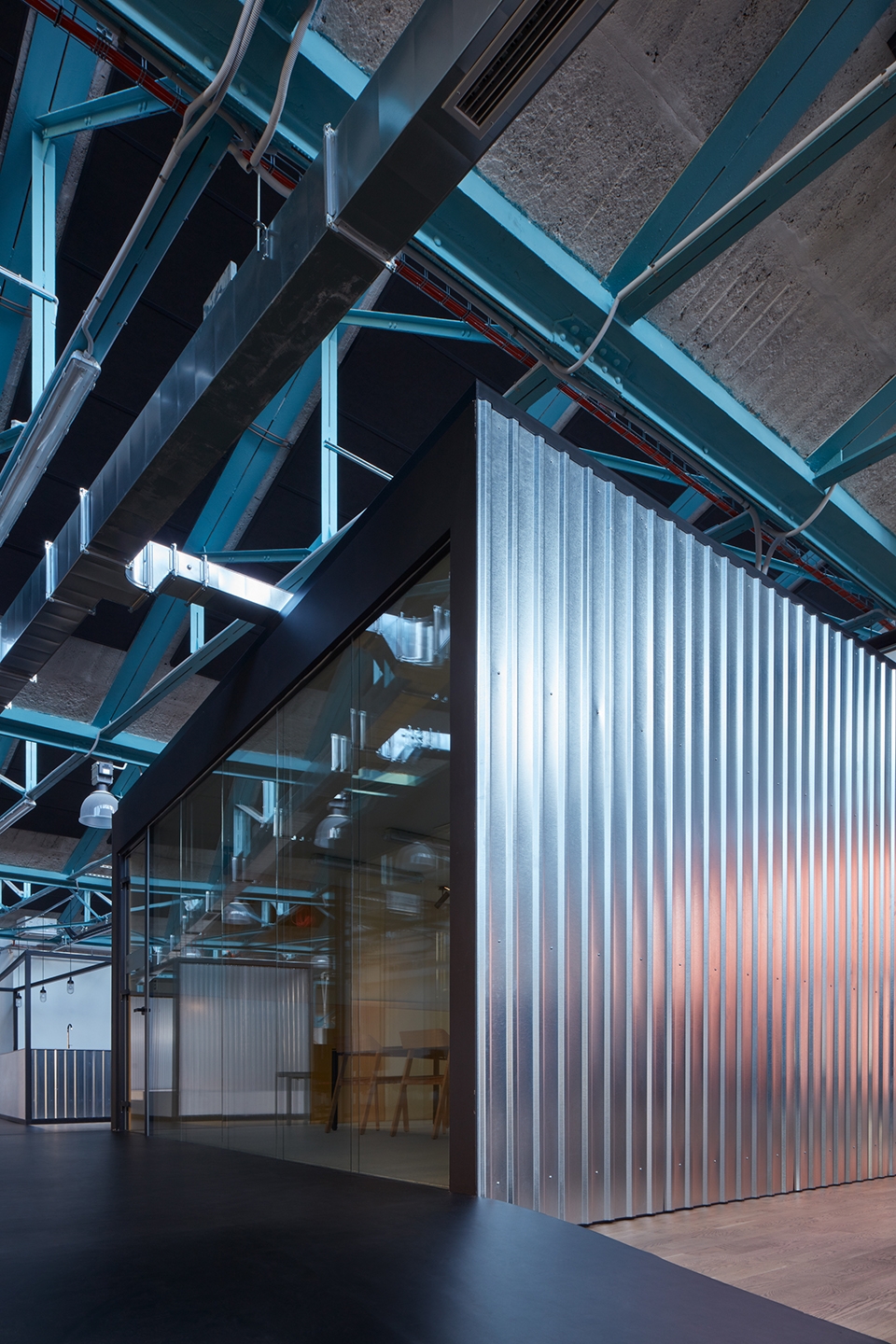 SinnerSchrader Studio Prague by Kurz architects