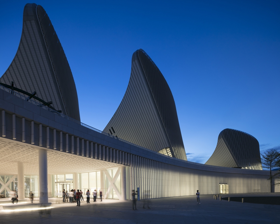 Fuzhou Strait Culture and Art Centre, China by PES-Architects - 谷 