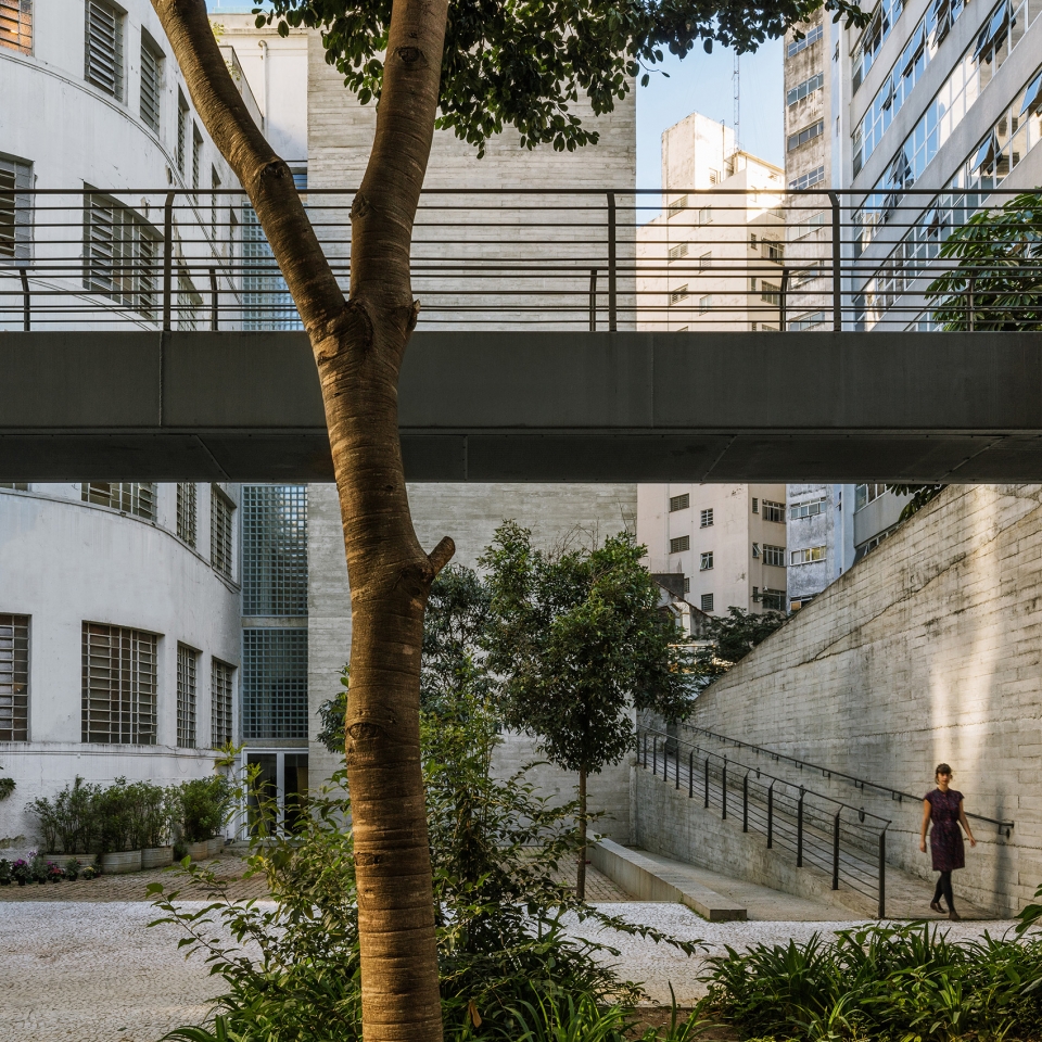 maria antonia university centre by una arquitetos