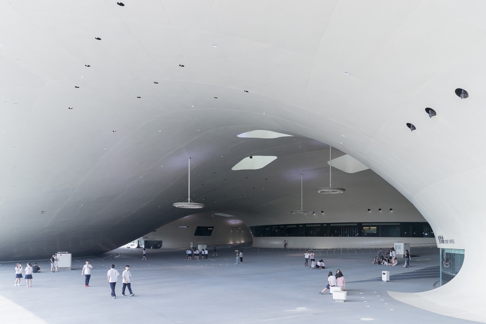 national kaohsiung centre for the arts officially opened in october 2018
