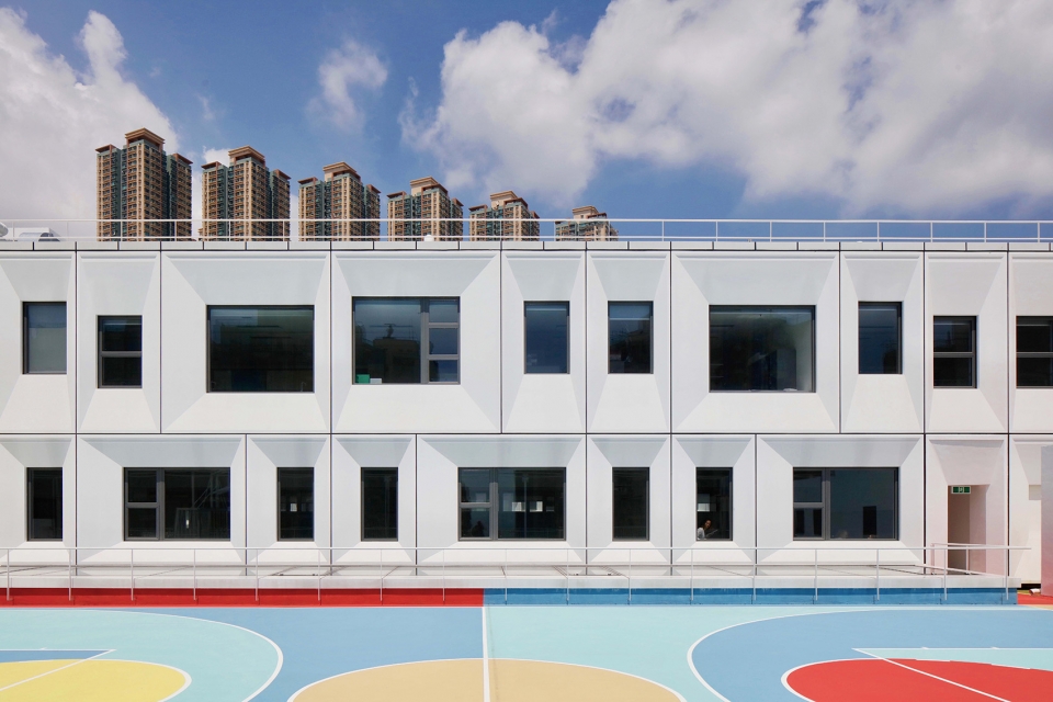 french international school of hong kong tseung kwan o by henning larsen