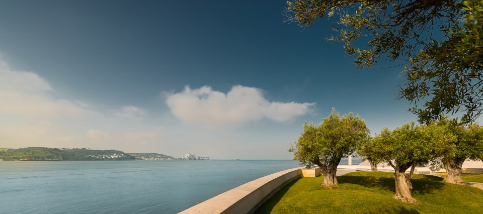 champalimaud center charles correa