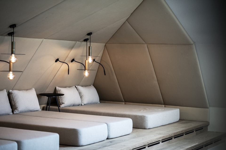 gloriette guesthouse by noa
