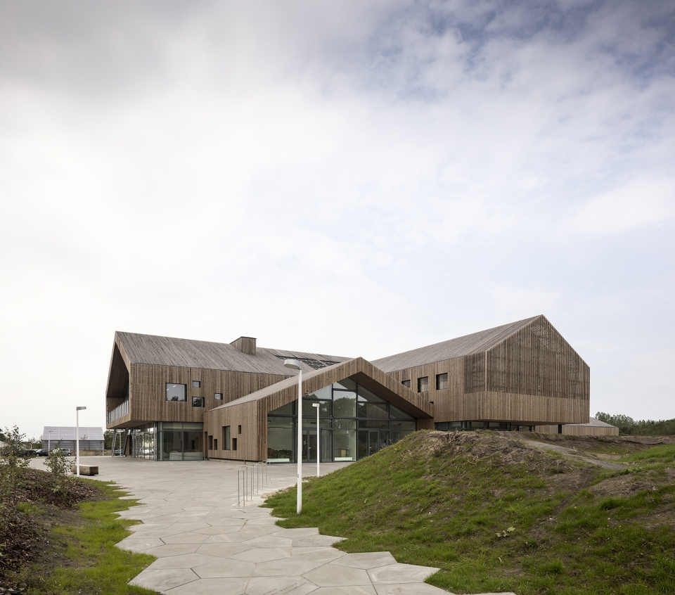 the heart in ikast by c f moller architects