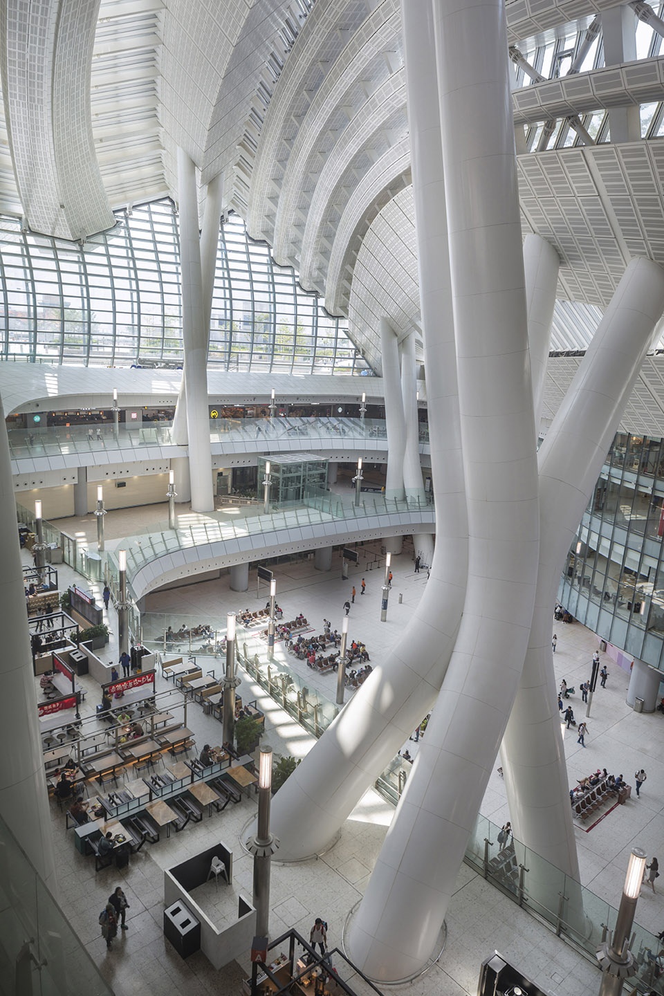hong kong west kowloon station by andrew bromberg at aedas