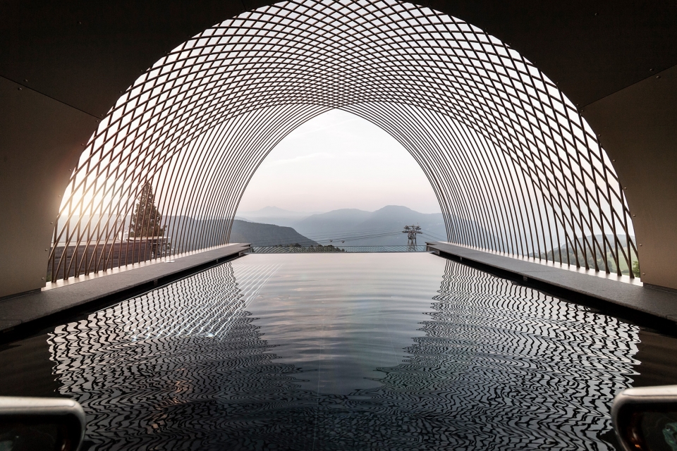 gloriette guesthouse by noa