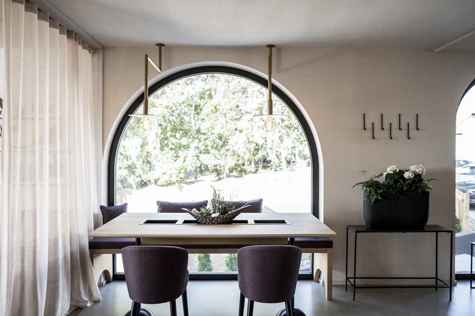 gloriette guesthouse by noa