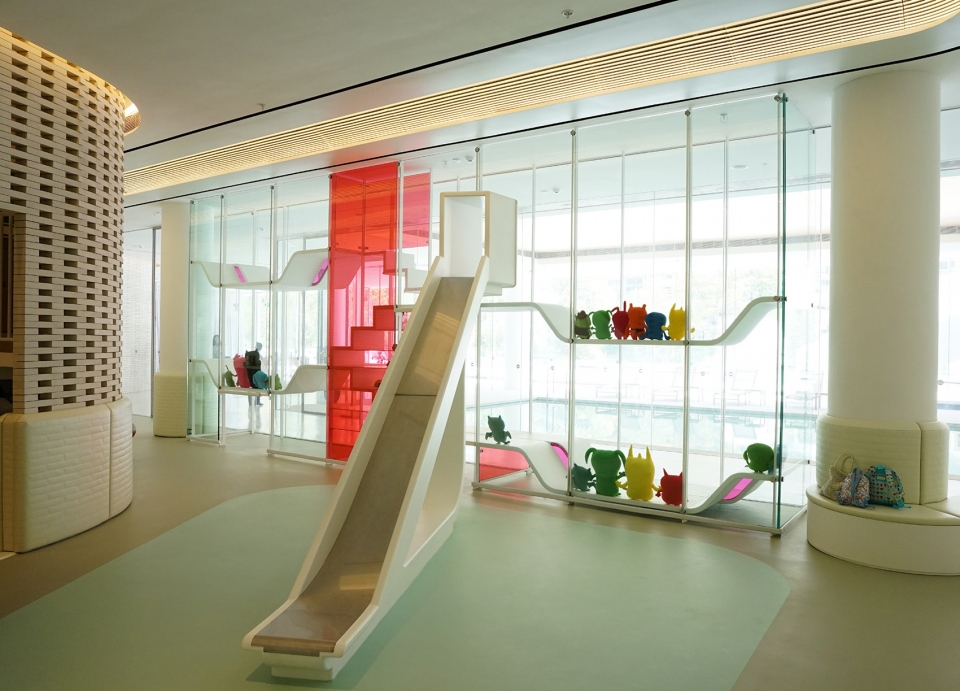 clear water bay road hong kong by carve