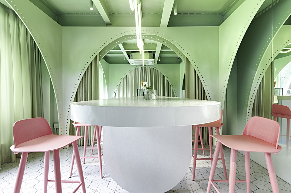 Mint LEW Associates