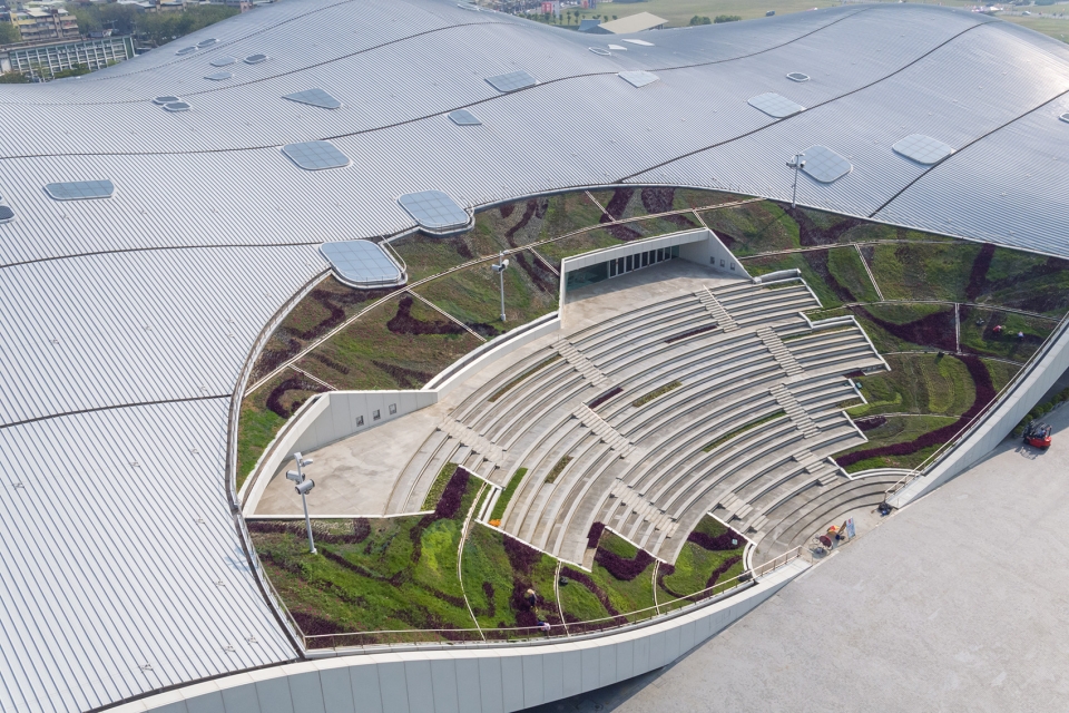 national kaohsiung centre for the arts officially opened in october 2018