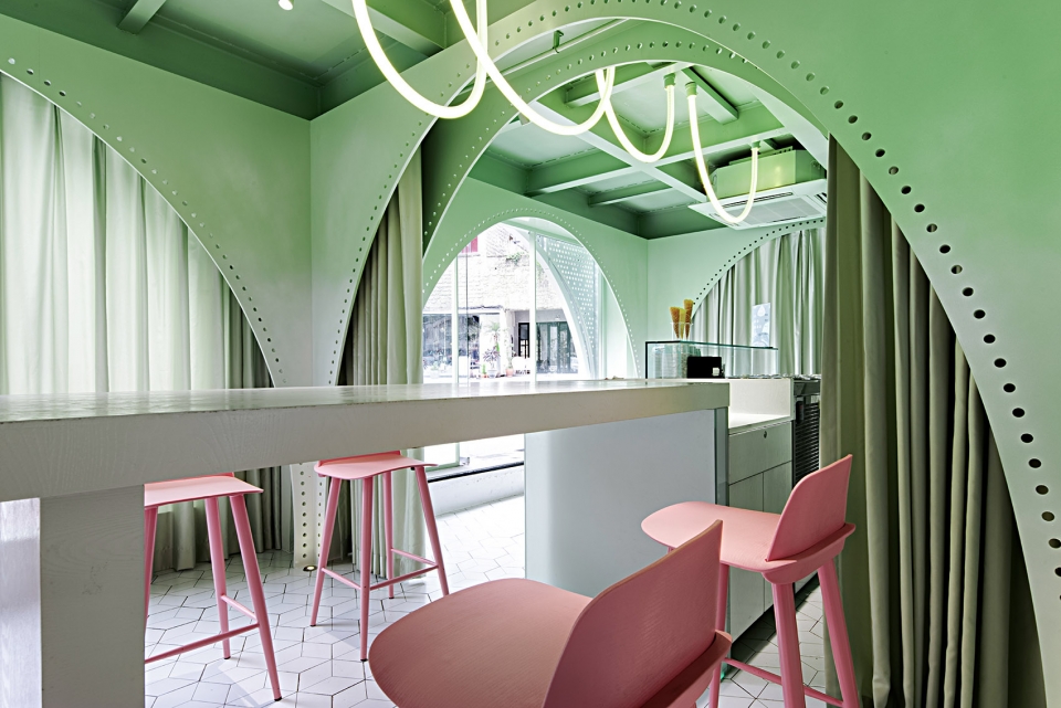 Mint LEW Associates