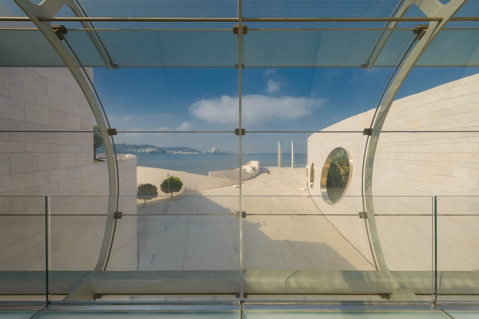 champalimaud center charles correa