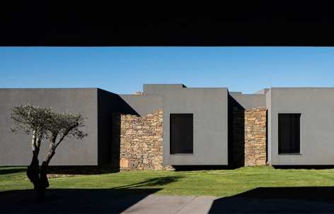 Vigário House, Portugal by AND-RÉ