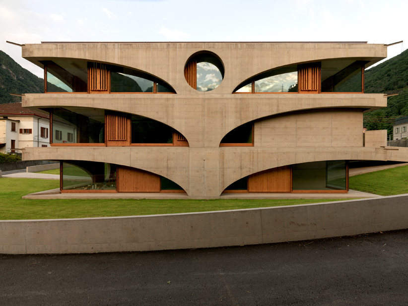 schoolhouse and kindergarten grono by raphael zuber
