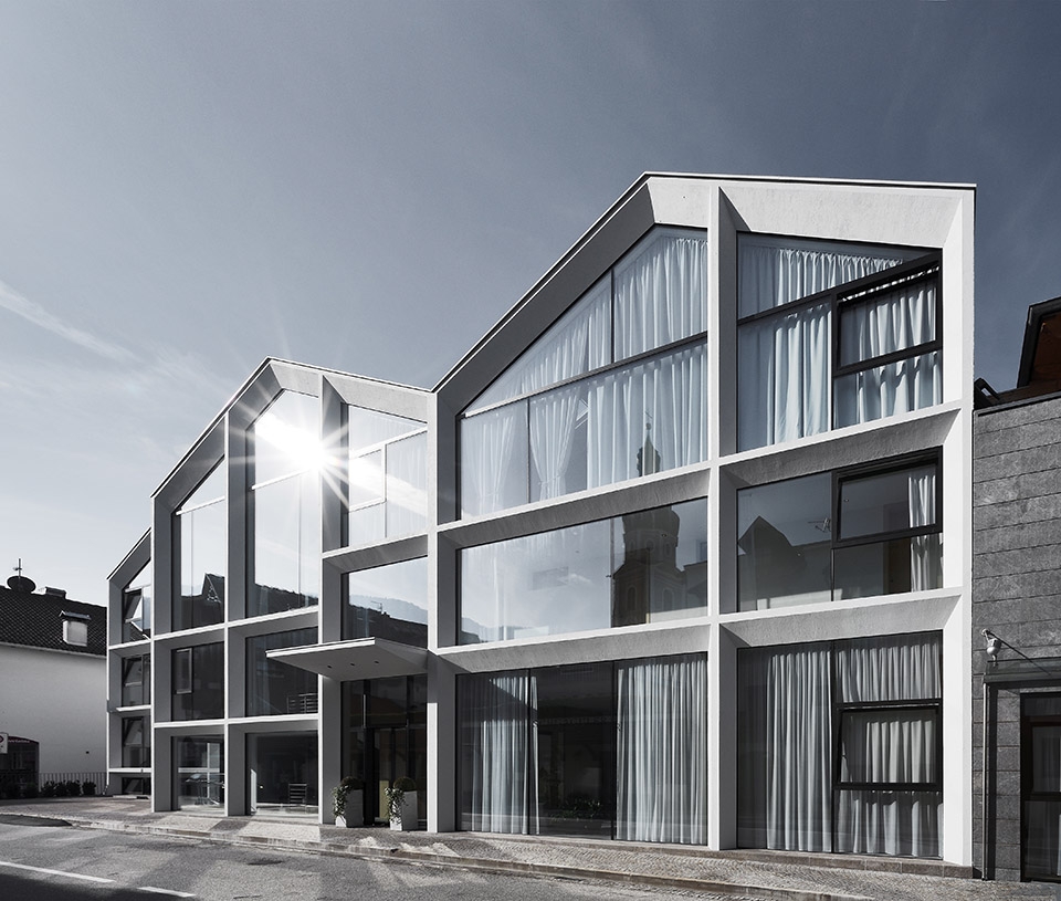 Hotel Schgaguler by Peter Pichler Architecture