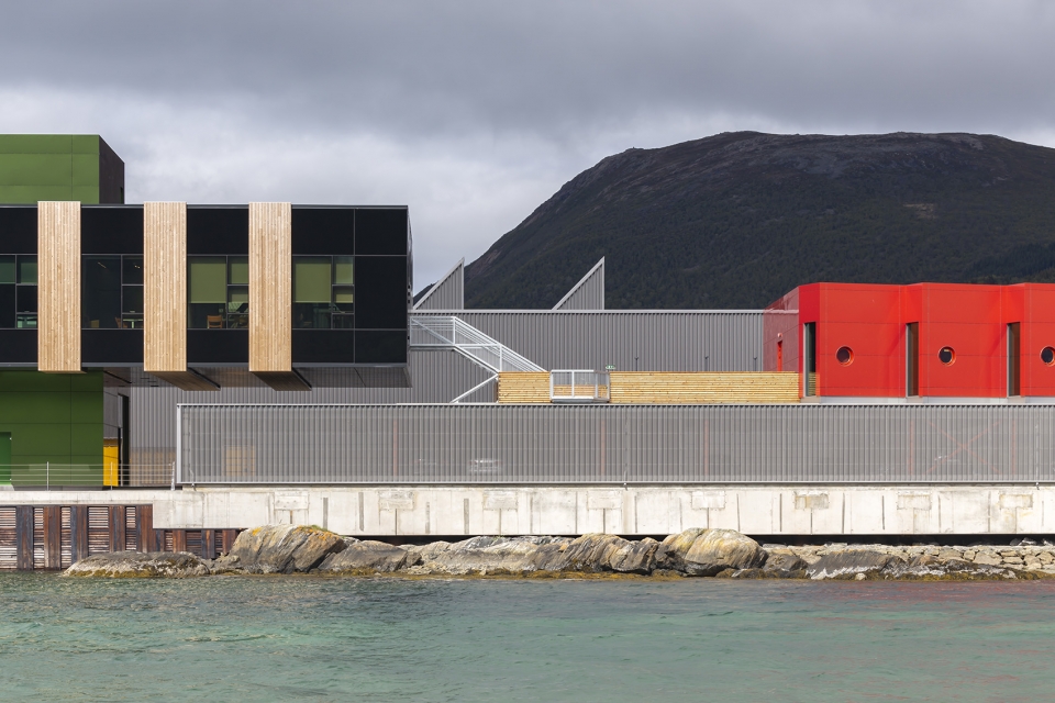 holmen industrial area by snohetta
