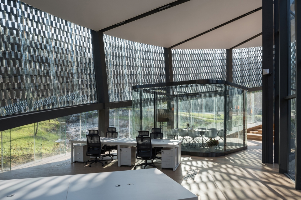 jingdezhen sanbaopeng ceramic design center china by office mass
