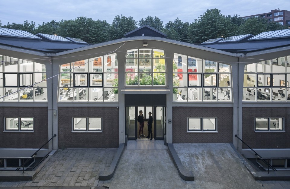 Our MVRDV House in the Middle of the Street by MVRDV 960x627