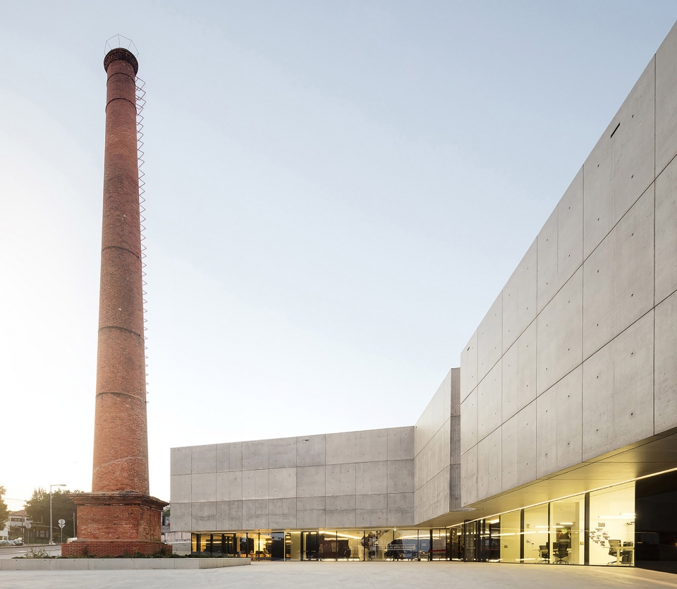 caa agueda arts center in portugal by and re