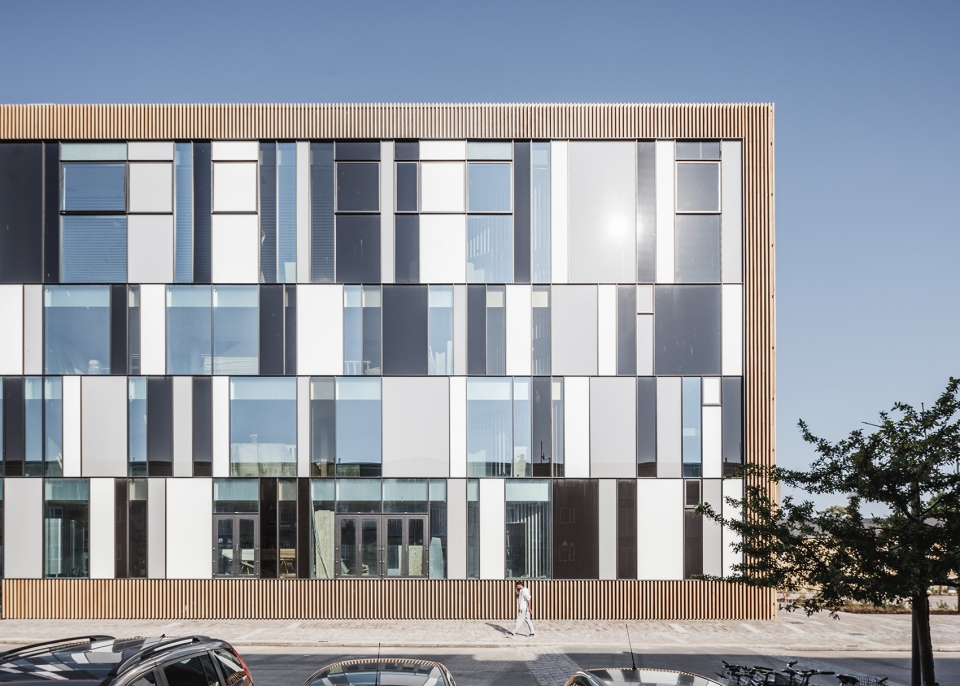 tingbjerg library and culture house by cobe