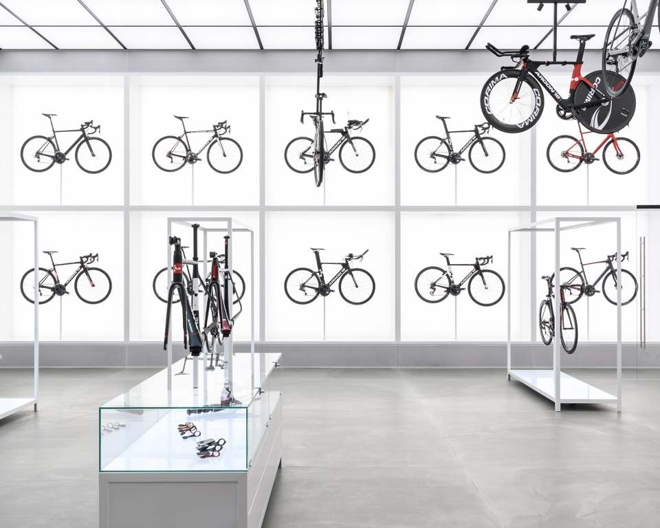 united cycling lab store by johannes torpe studios