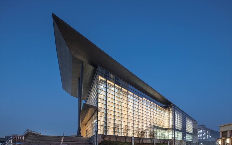 zunyi rosa international exhibition and convention center china by capol international associates group