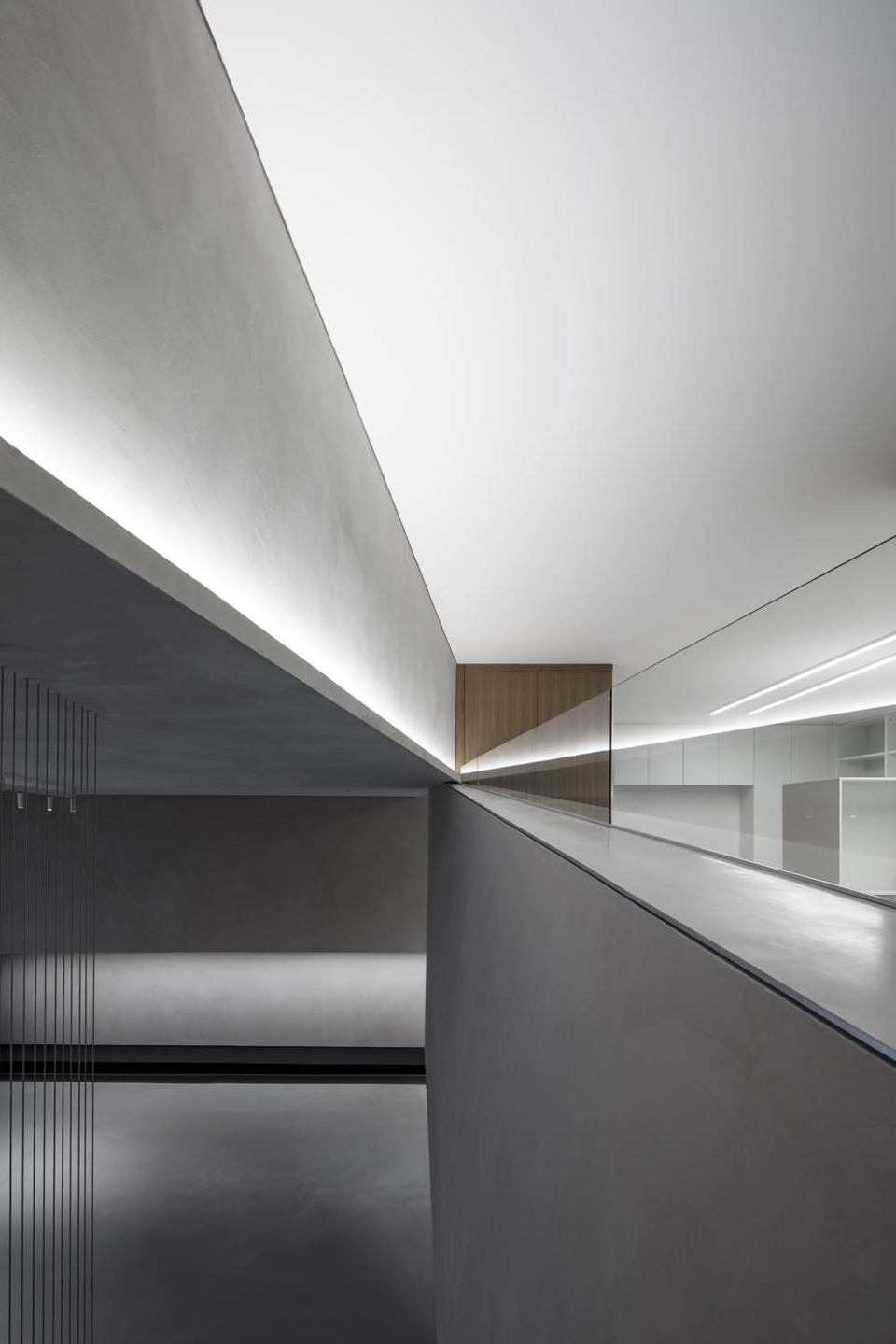 pitaro office furniture showroom by baranowitz goldberg architects pitsou kedem architects