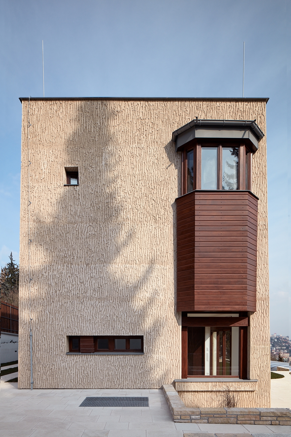 renovation of a functionalist villa indian ship by idhea