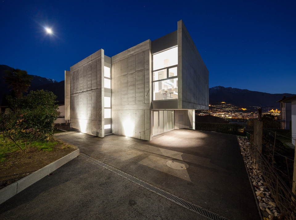 SWISS HOUSE XXXIV by Davide Macullo Architects