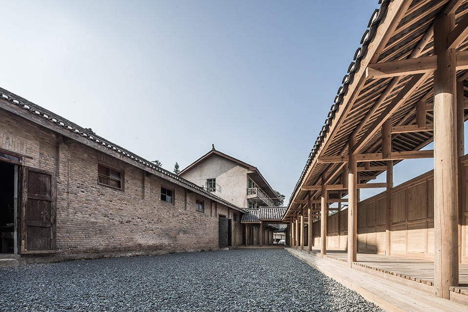 redevelopment of maogong barn art center china by approach architecture studio