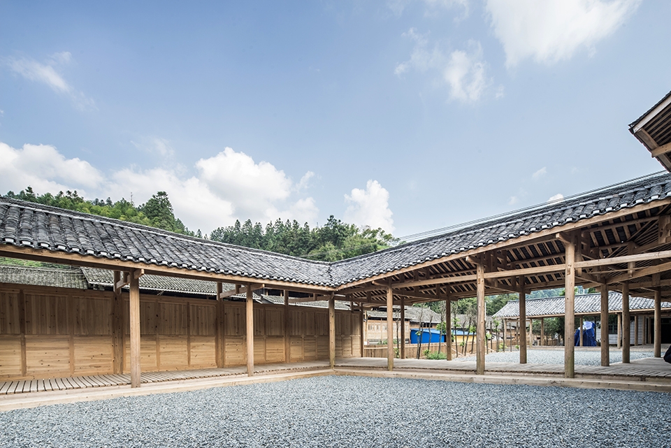 redevelopment of maogong barn art center china by approach architecture studio
