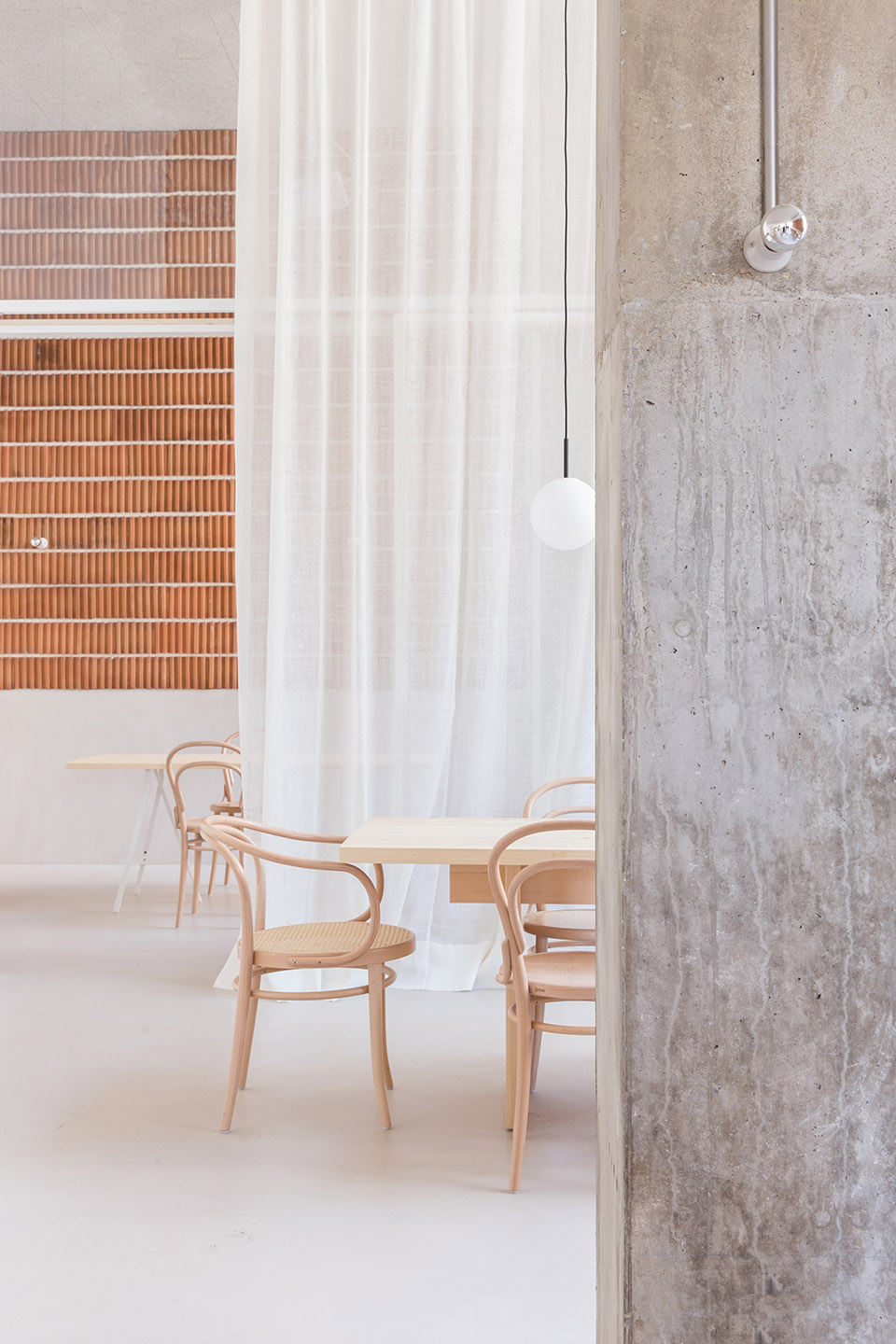 Restaurant K&Co by Plantea Estudio - 谷德设计网