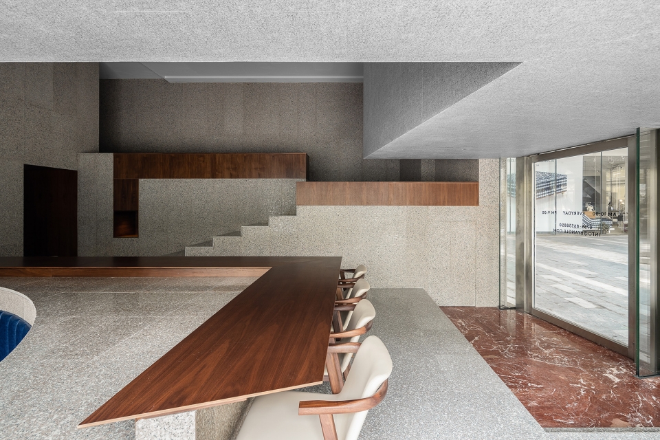 angle boutique china by various associates
