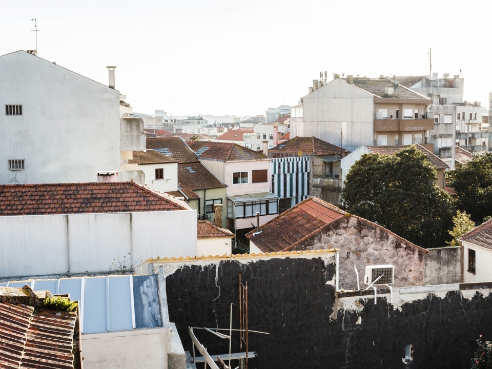 house in rua do paraiso by fala atelier
