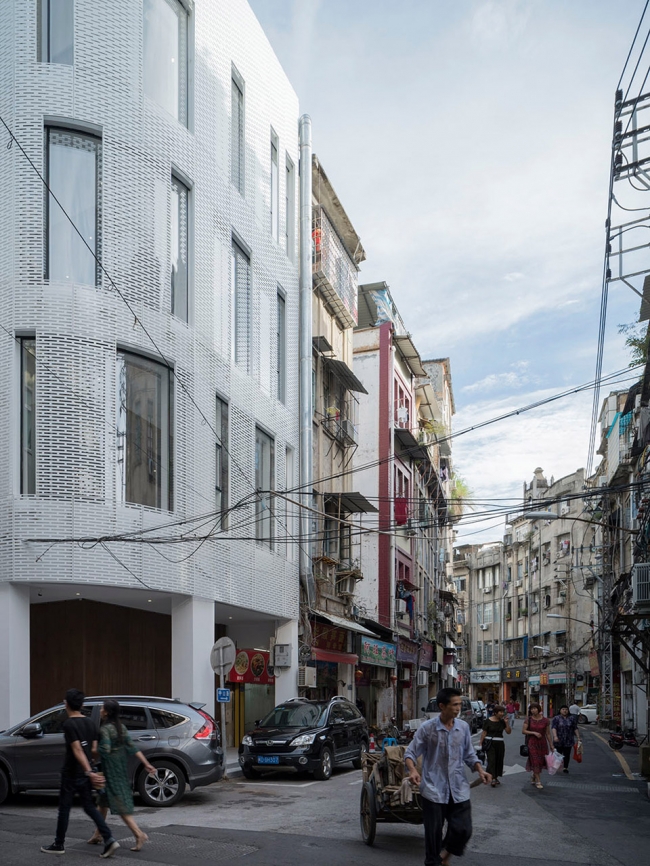 renovation of 114 zhenbang road by team bldg