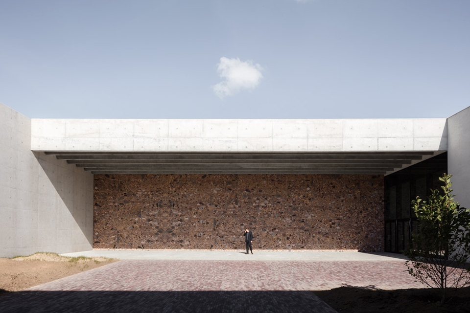 Crematorium Siesegem by KAAN Architecten