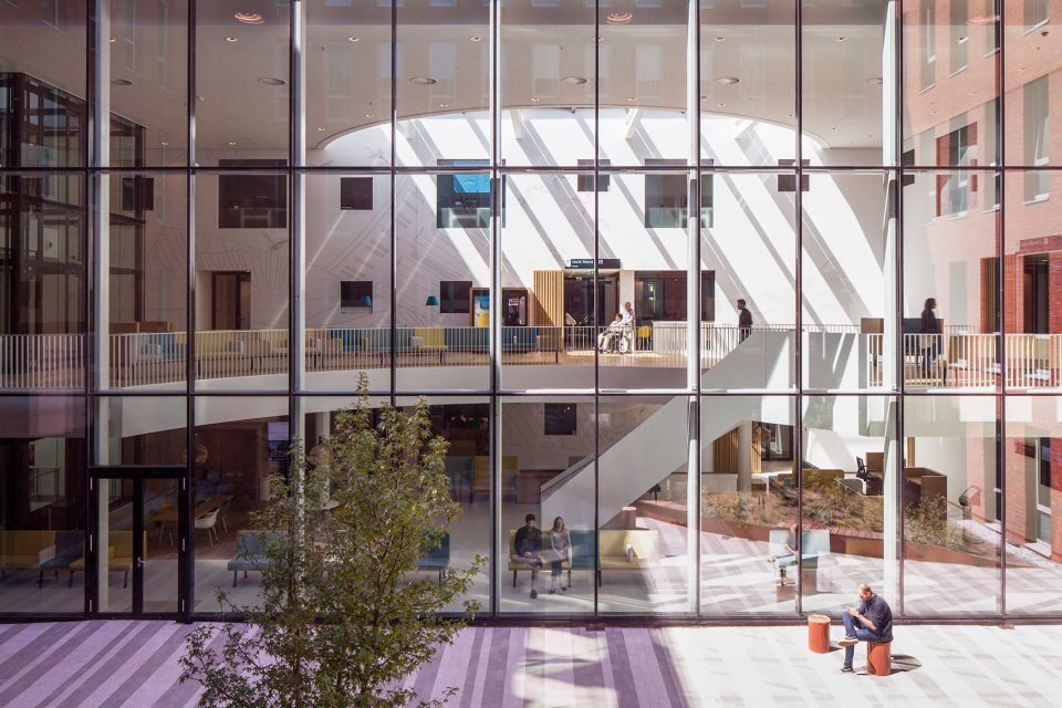 Zaans Medical Centre Zaandam By Mecanoo Architecten 960x640