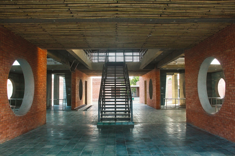 solidaridad village market by tjep and vaastukalpa architects