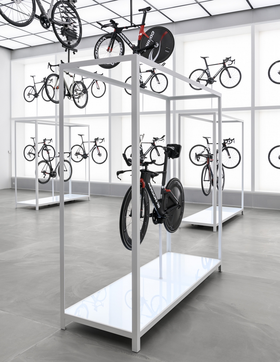 united cycling lab store by johannes torpe studios